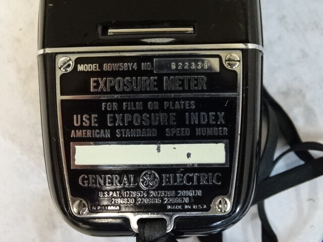 GENERAL ELECTRIC EXPOSURE LIGHT METER MODEL 8DW58Y4