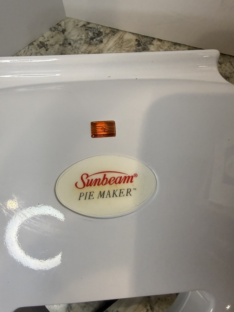 Vintage Sunbeam Pie Maker Model 4808 Two Pie Mini White MCM 1993