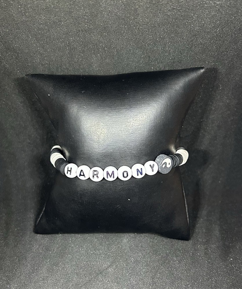 Harmony (Ying Yang) Heishi Bracelet