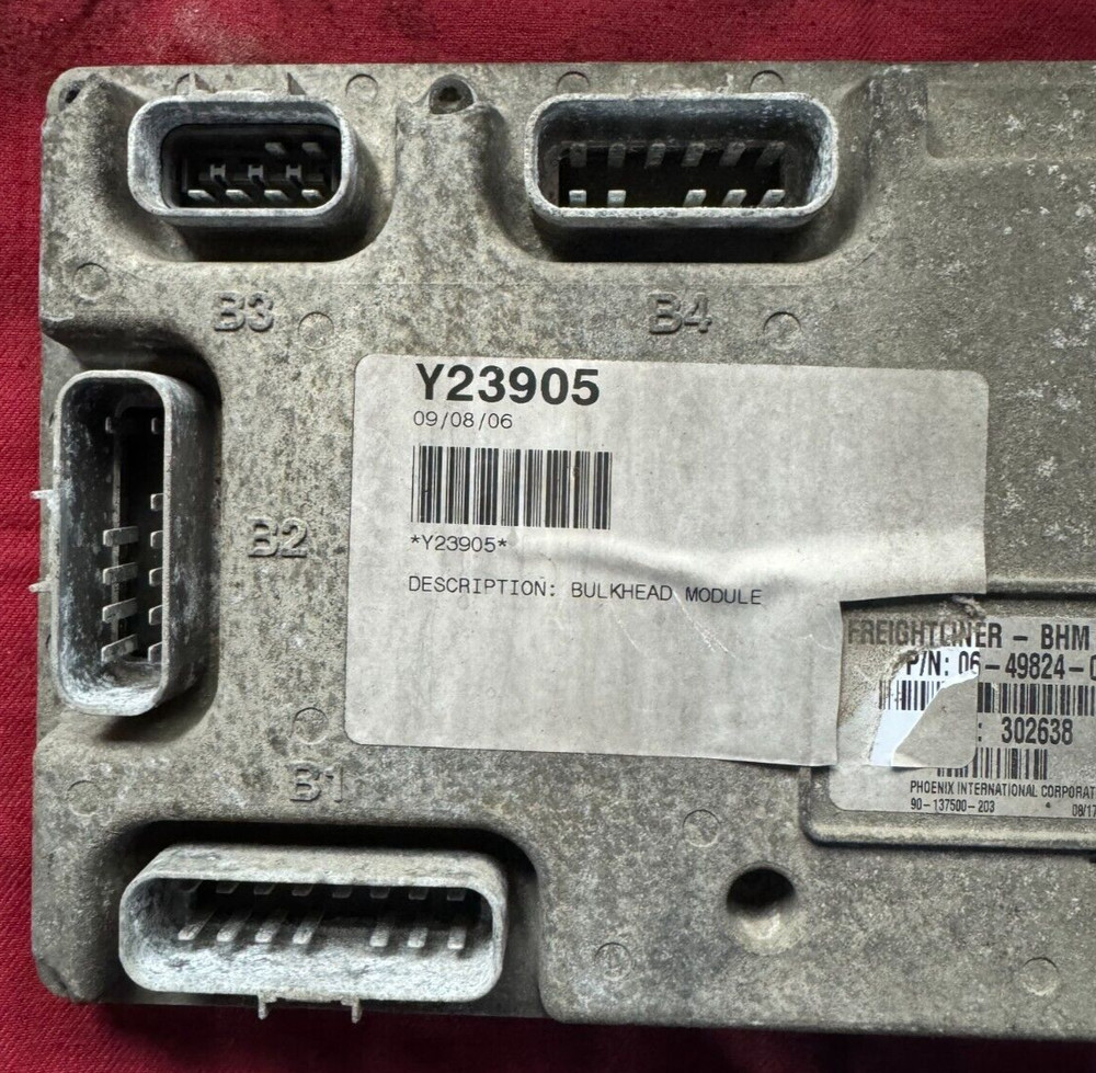 FREIGHTLINER ECC ECU BULK HEAD CHASSIS CONTROL MODULE 06-49824-003