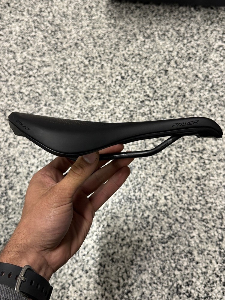 Specialized Power Expert Saddle 143mm TI Rails