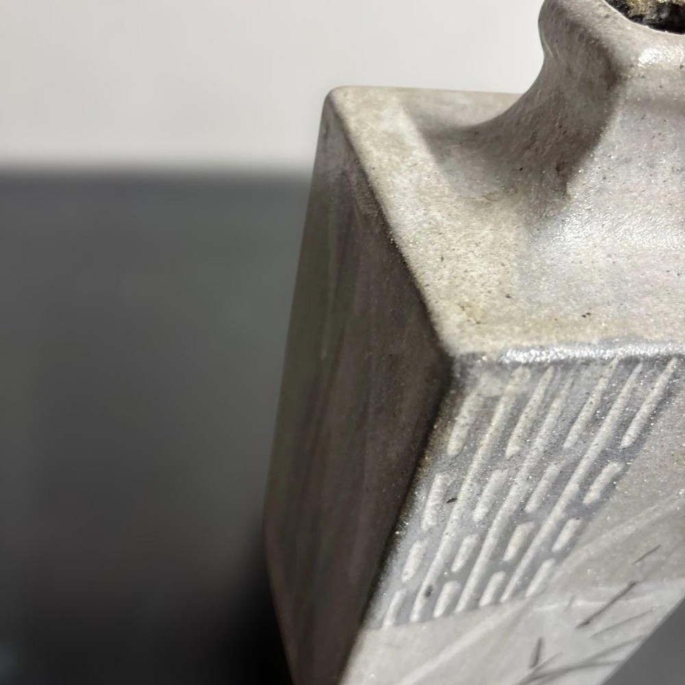 vase
