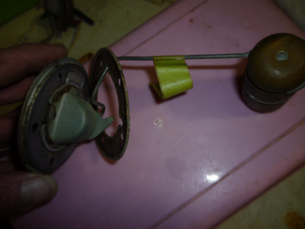 Piper Pacer PA-20 135 Left Fuel Float Sending Unit Transmitter Sensor