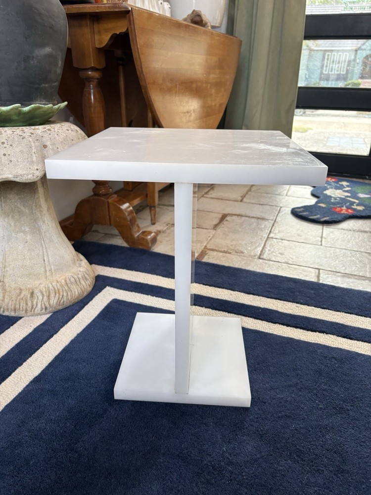 Mid-century resin side table art deco
