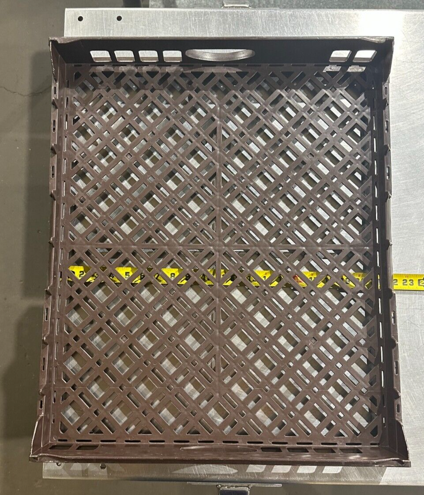 Pallet of 50 stackable bakery trays. Used, great condition.