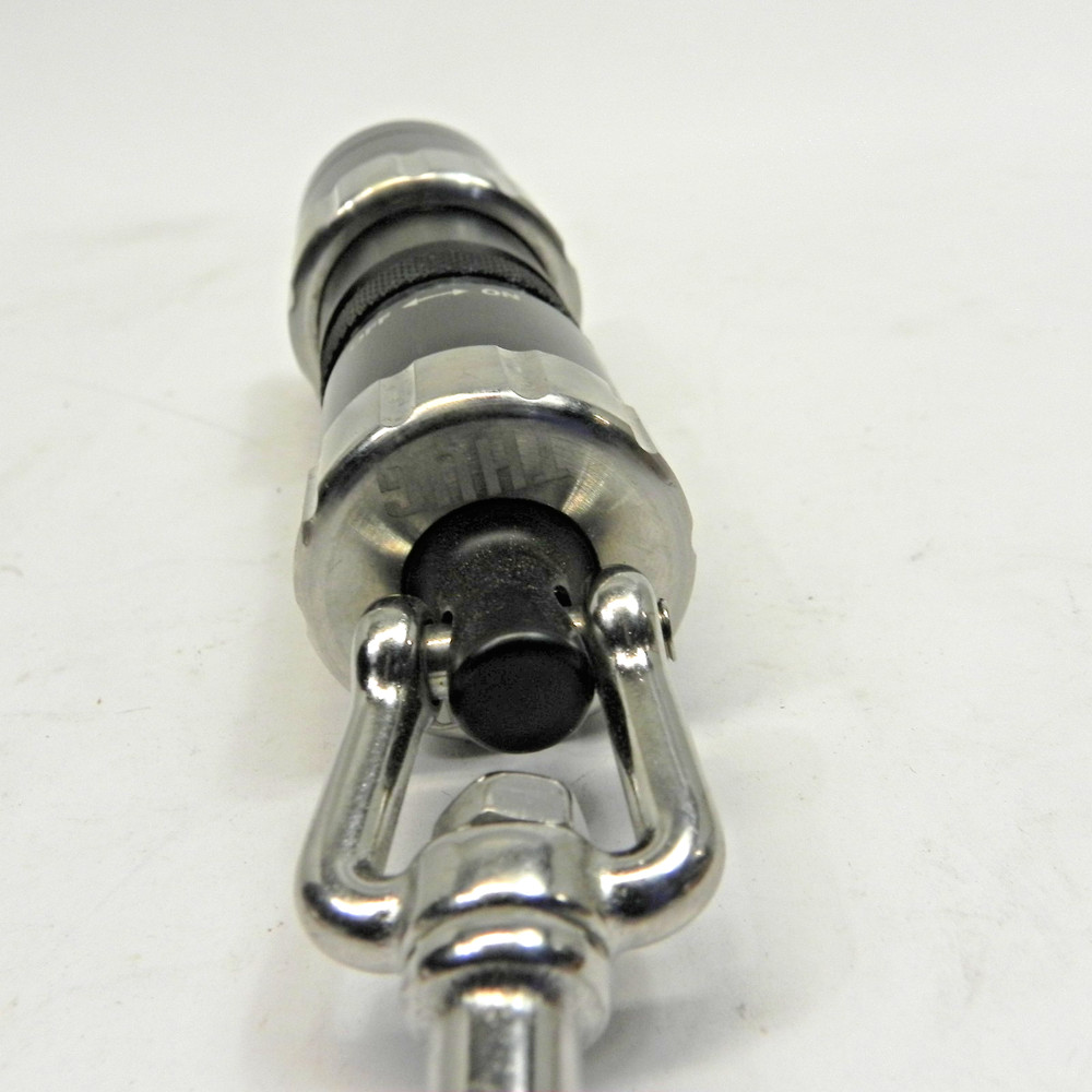 HIGHLAND THUG UNDERWATER DIVE FLASHLIGHT USED BATTERY LEAKED UNTESTED