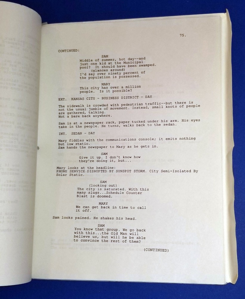 PUPPET MASTERS original script DONALD SUTHERLAND JULIE WINTER 1994 sci fi aliens