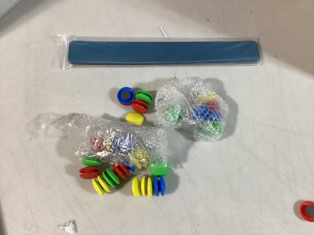 Metal Bar With Magnets