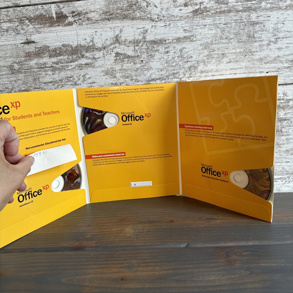 Microsoft Office XP Standard 2002 for Students and Teachers w/ CD & Key