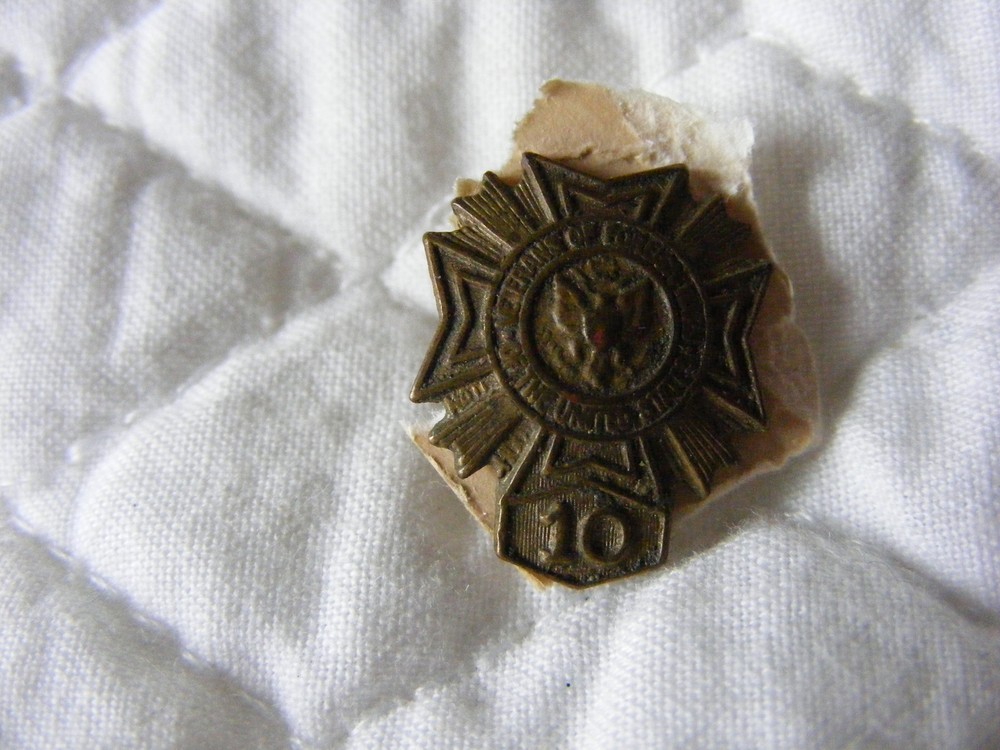 VFW 10 Year Pin