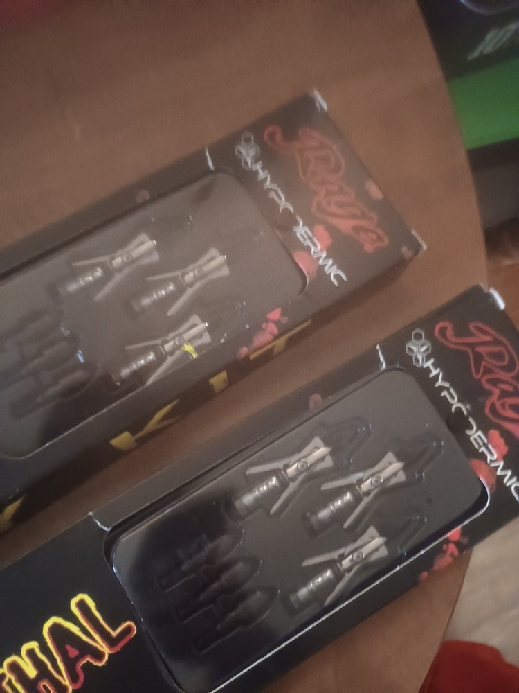 2 Pcs Lot Rage Wolverine Hunter Hunt Ready Kit