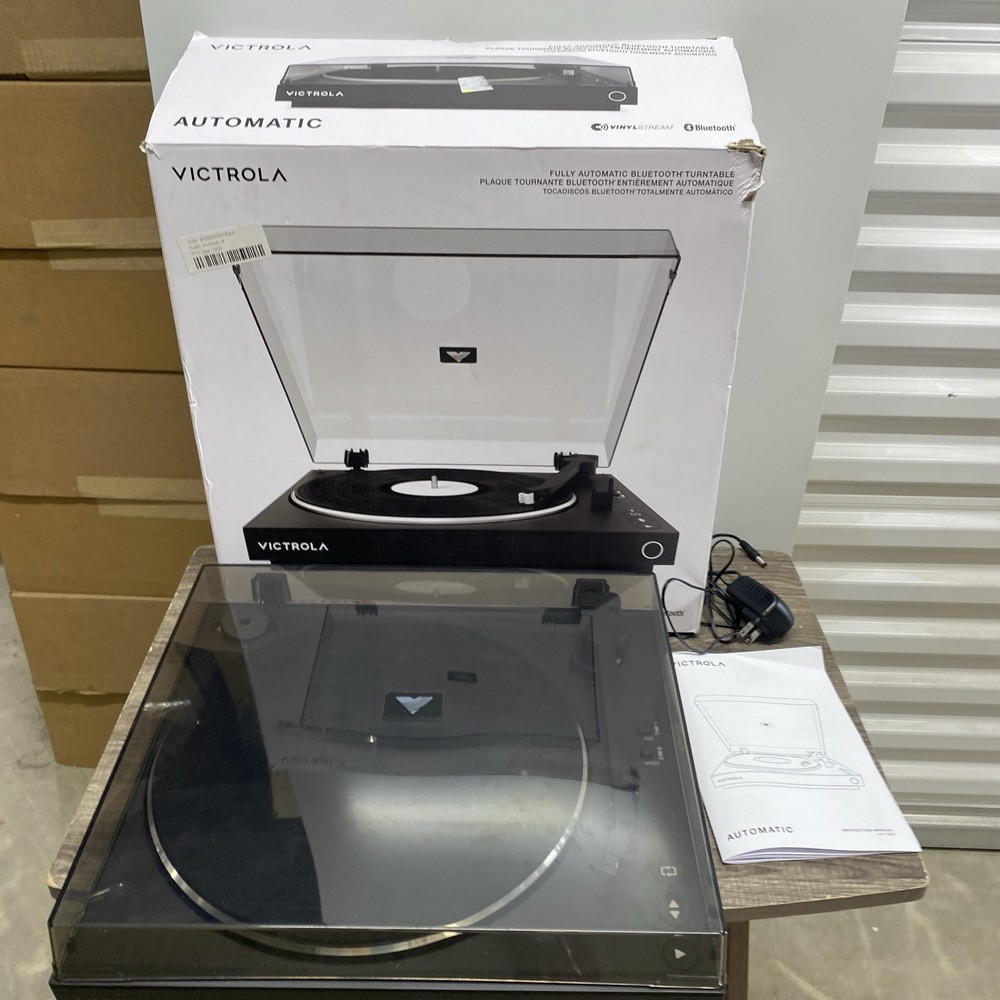 Victrola Fully Automatic Bluetooth Turntable VPT-800, Black  - NEEDS BELT READ