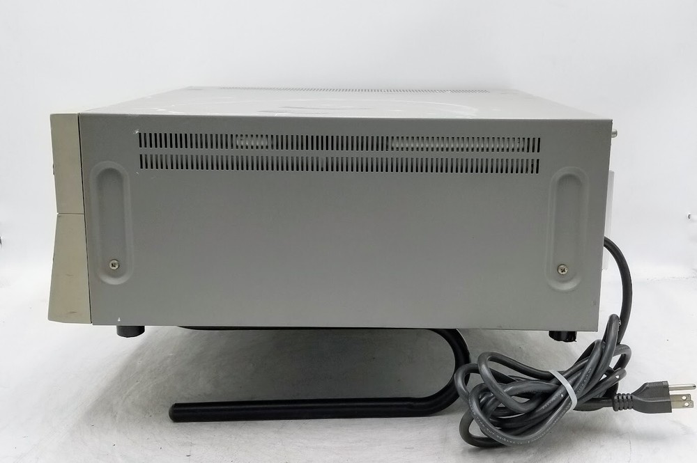 SONY VP-7020 VIDEOCASSETTE PLAYER