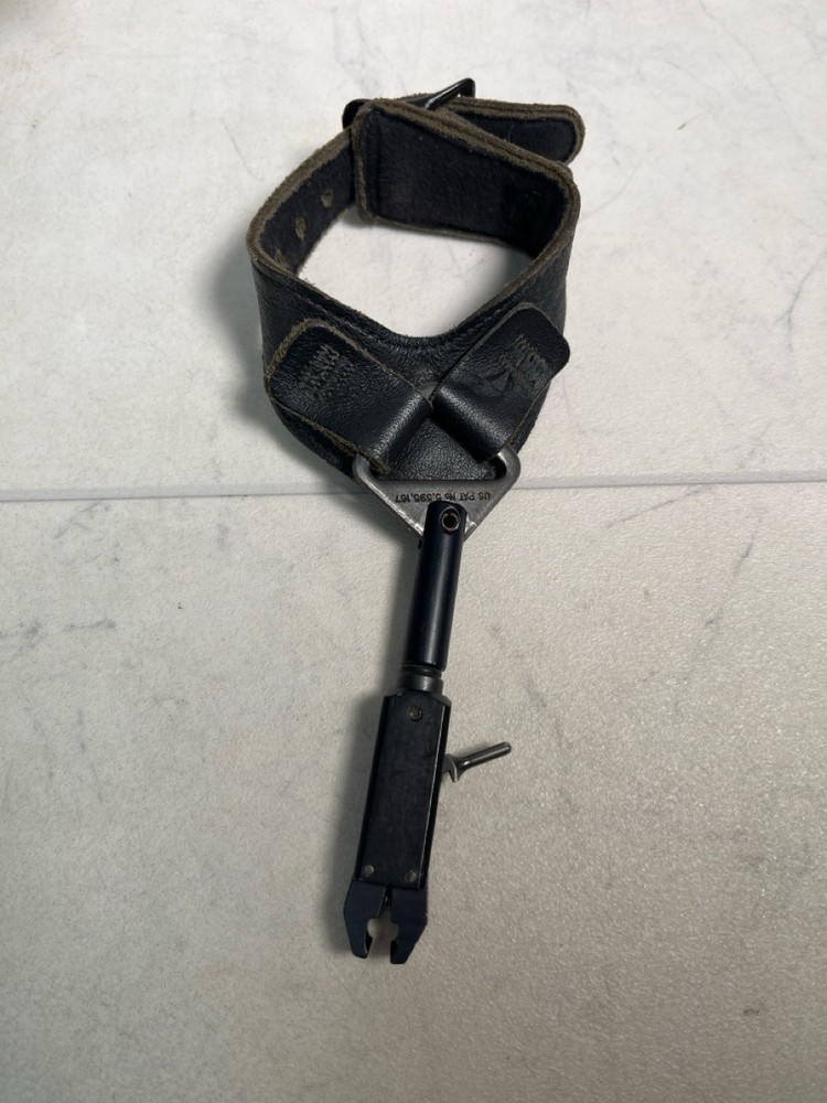 Hoyt SuperTec XT2000 Compound Bow (A1G012365)