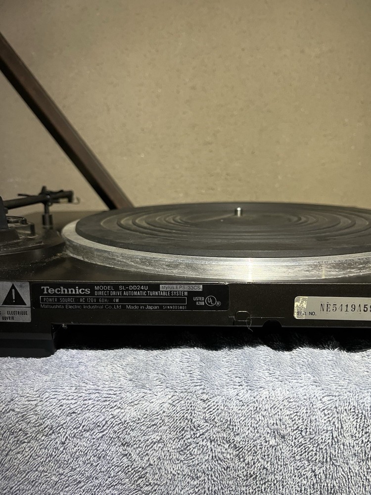 Vintage Technics SL-DD24U Direct Drive Automatic Turntable - Untested