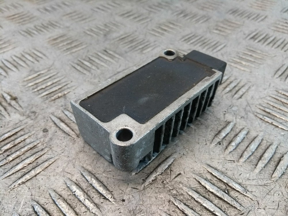 2016 YAMAHA MT 125 RECTIFIER REGULATOR