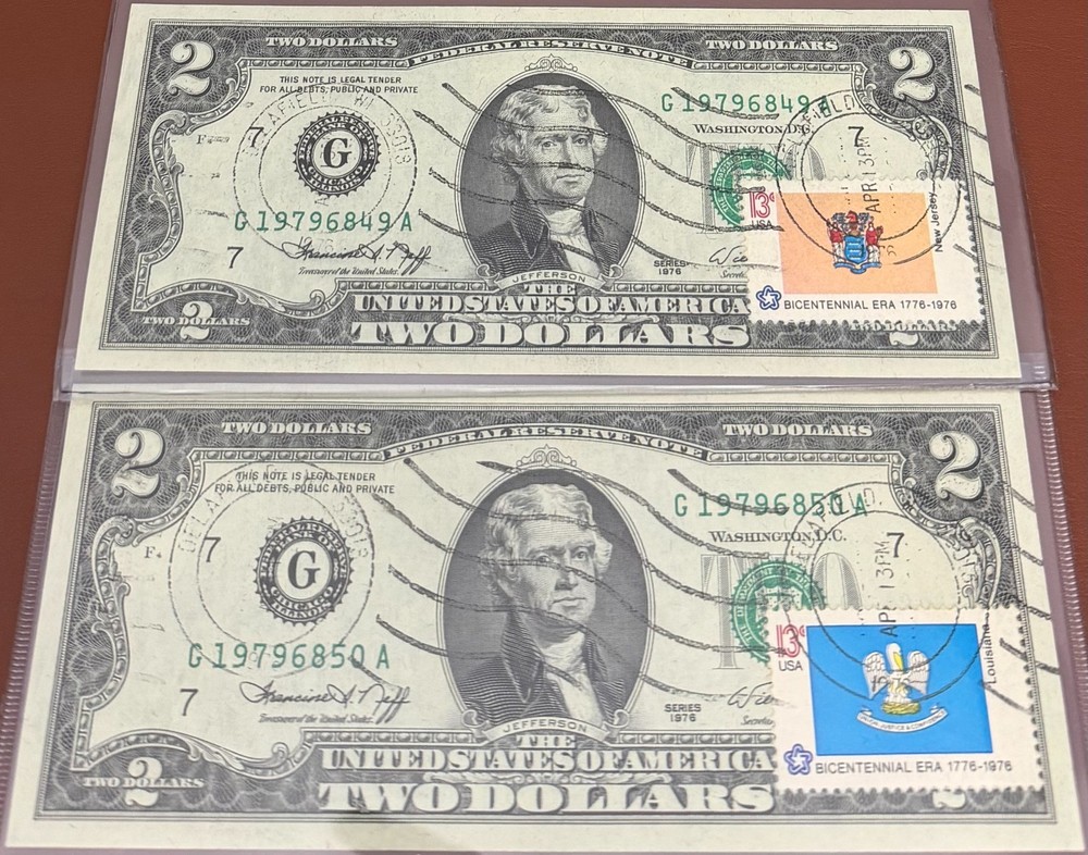 (2) CONSECUTIVE CRISPY UNCIRCULATED STAMPED 1976 BICENTENNIAL $2 NOTES