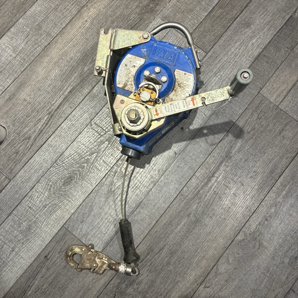 Sala fall arrest device safety block roofer Needs Certification 3400108 blu