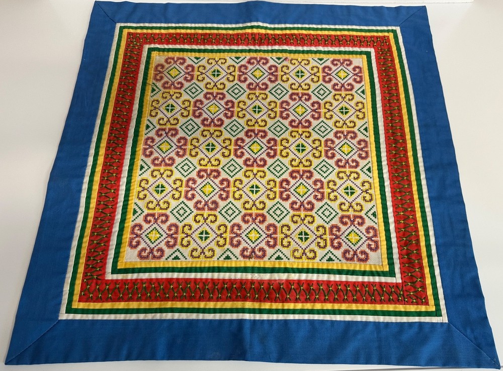 Hand Embroirded Shipibo Alter Cloth