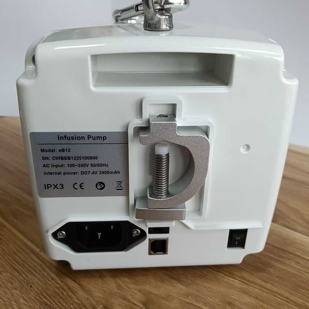 With heating and real-time alarm function, touchscreen infusion pump