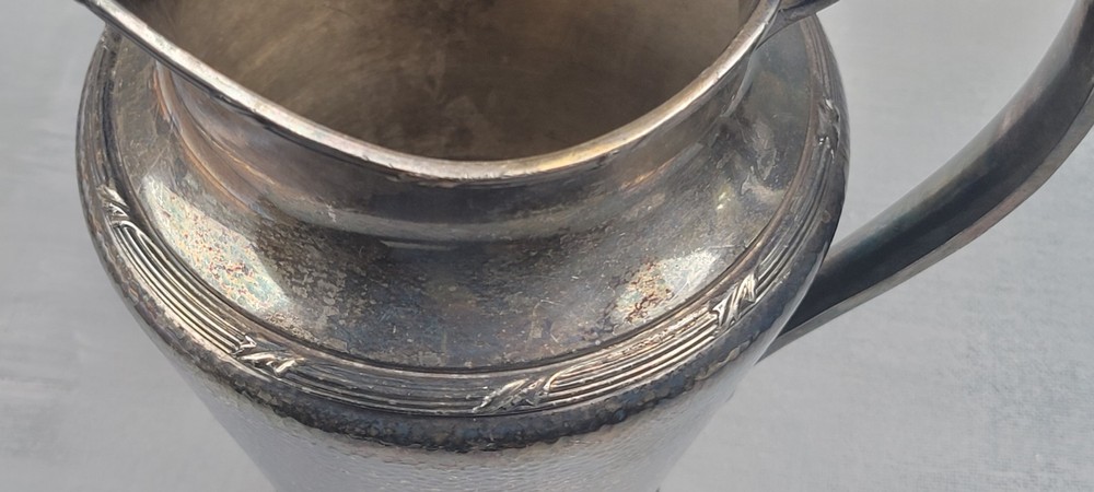 Vtg Silverplate 1928 Reed & Barton Water Pitcher Jug Hammered Pattern 5585