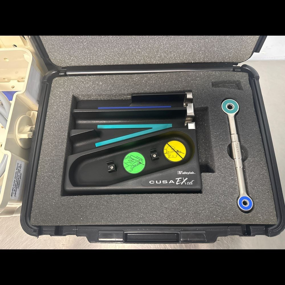 Integra CUSA EXcel Surgical Aspiration System with Handpiece & Accessories