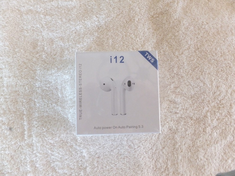 TWS i12 ear buds
