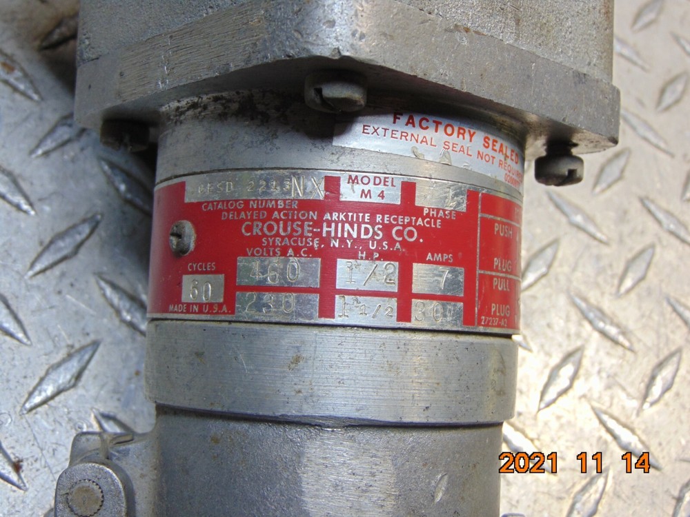 CROUSE HINDS CESD2213 ARKTITE RECEPTACLE 30A DELAYED ACTION