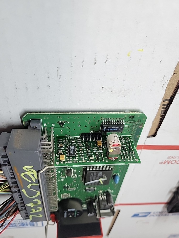 2000 FORD EXCURSION GEM MODULE ID#: YC3T-14B205-CE