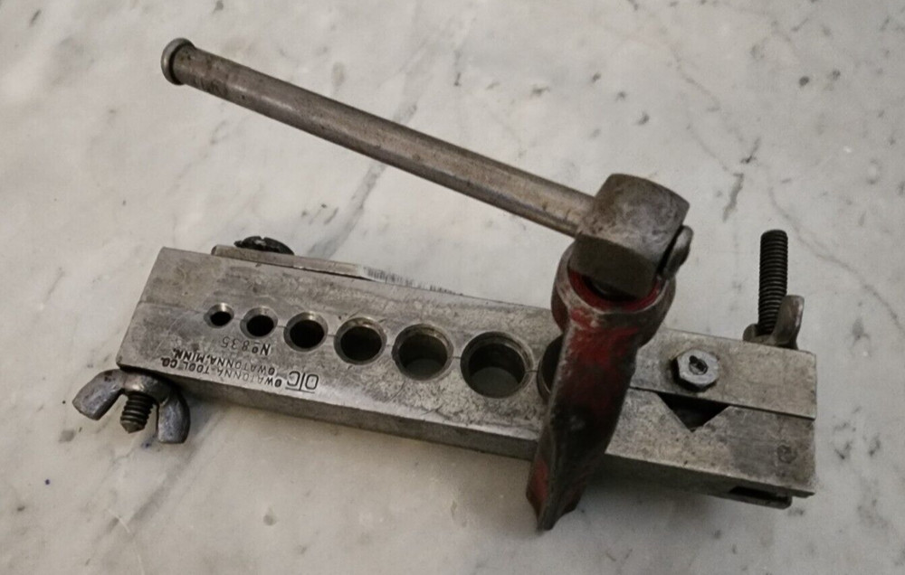 Vintage OTC Owatonna Tool Co. Flaring Tool Model 835 Lot B-4