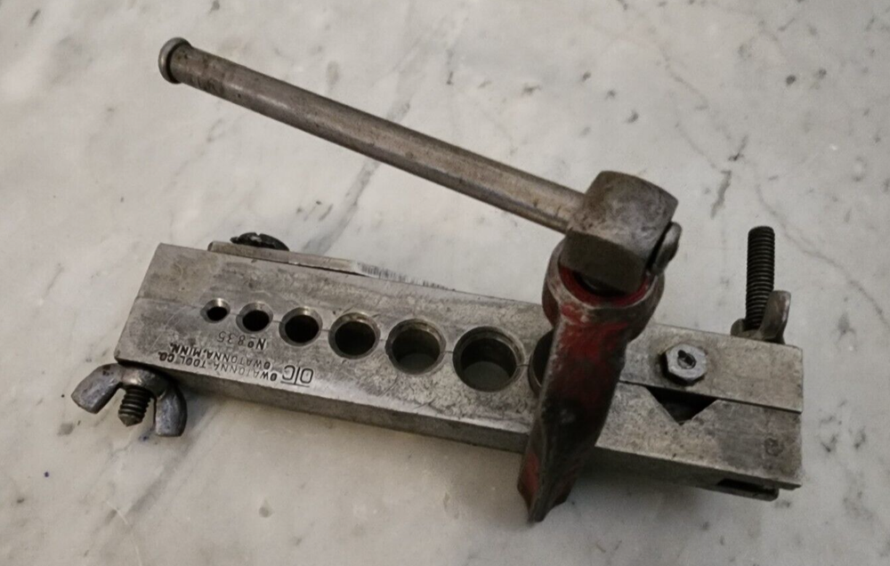 Vintage OTC Owatonna Tool Co. Flaring Tool Model 835 Lot B-4