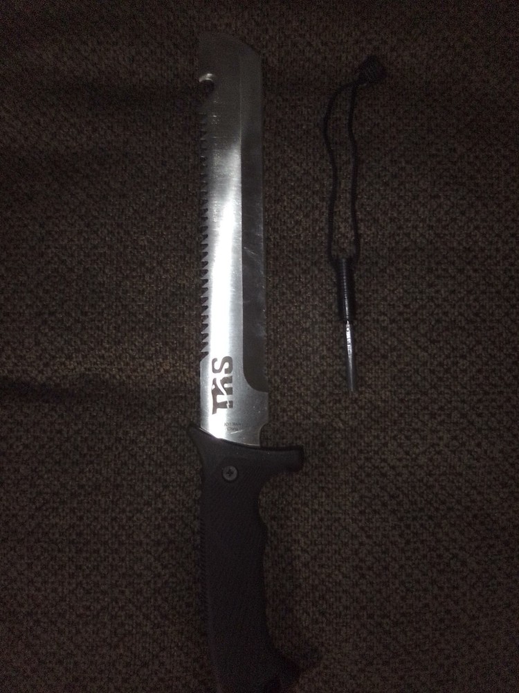 Threat RESPONSE SOLUTIONS 3pack WARHAWK AX, COMMANDO BLADE, GATOR MACHETE