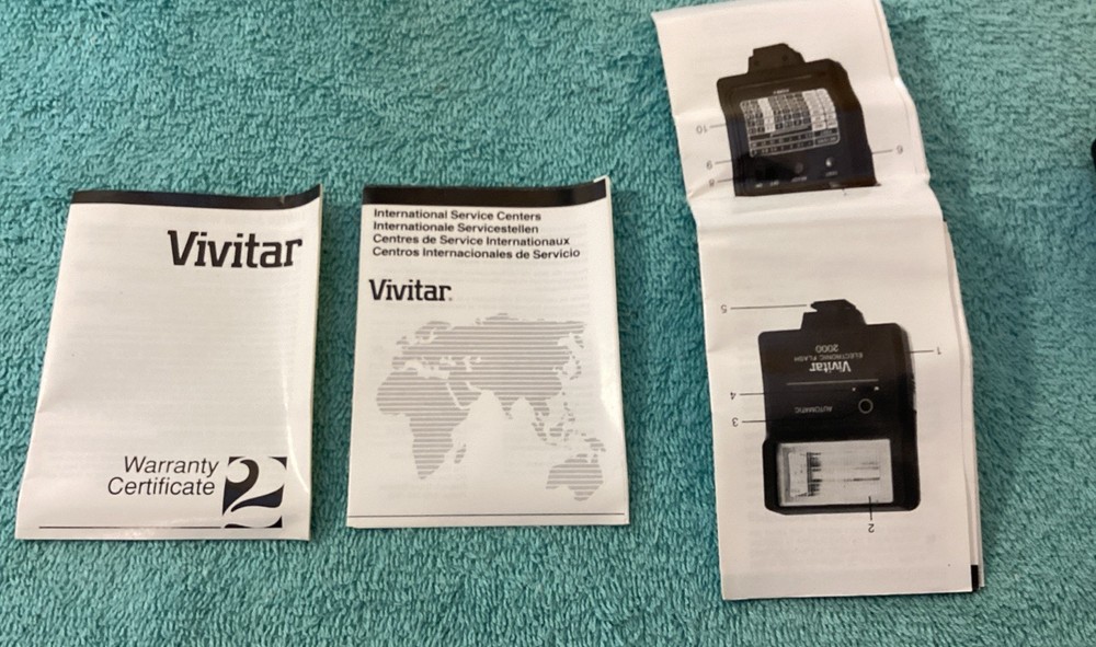 Vivitar 2000 Electronic Flash. NIB.