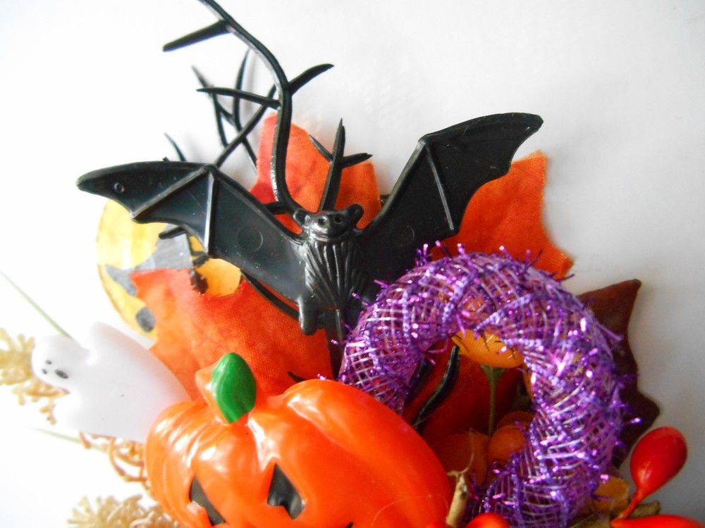 Handmade HALLOWEEN Corsage Jack-o-lantern Ghost Bats Web
