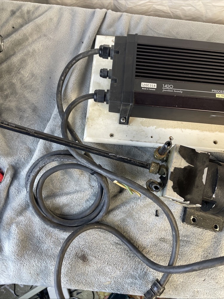 ComNav 1420 Marine Autopilot Main Processor With Pump