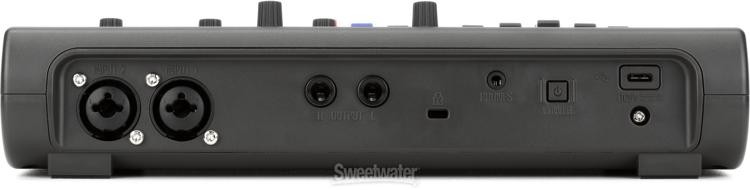 Zoom R12 MultiTrak Recorder with Touchscreen