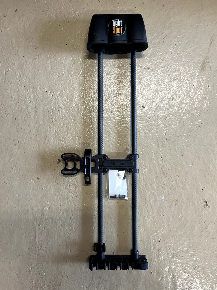 LH Tight Spot 5-Arrow quiver