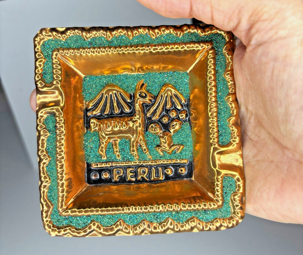 Peruvian Copper Ashtray Wall Decor Llama Design (Per-022)