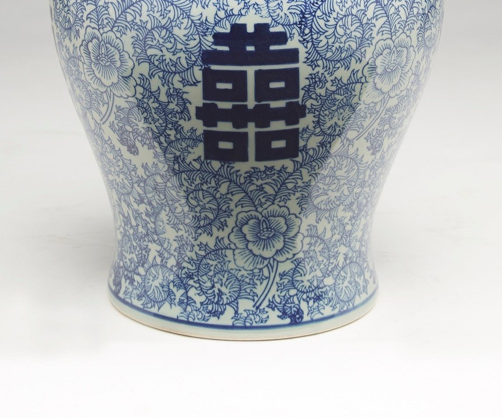 AA Importing 59759 18 Inch Blue & White Ginger Jar