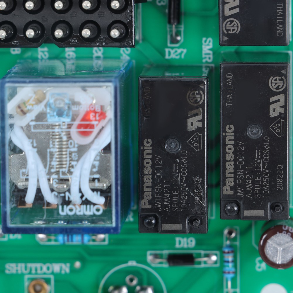 650-091 AVR 12V Printed Circuit Board Automatic Voltage Regulator