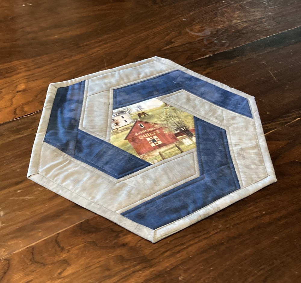 August Amish Barn Quilt Table Topper
