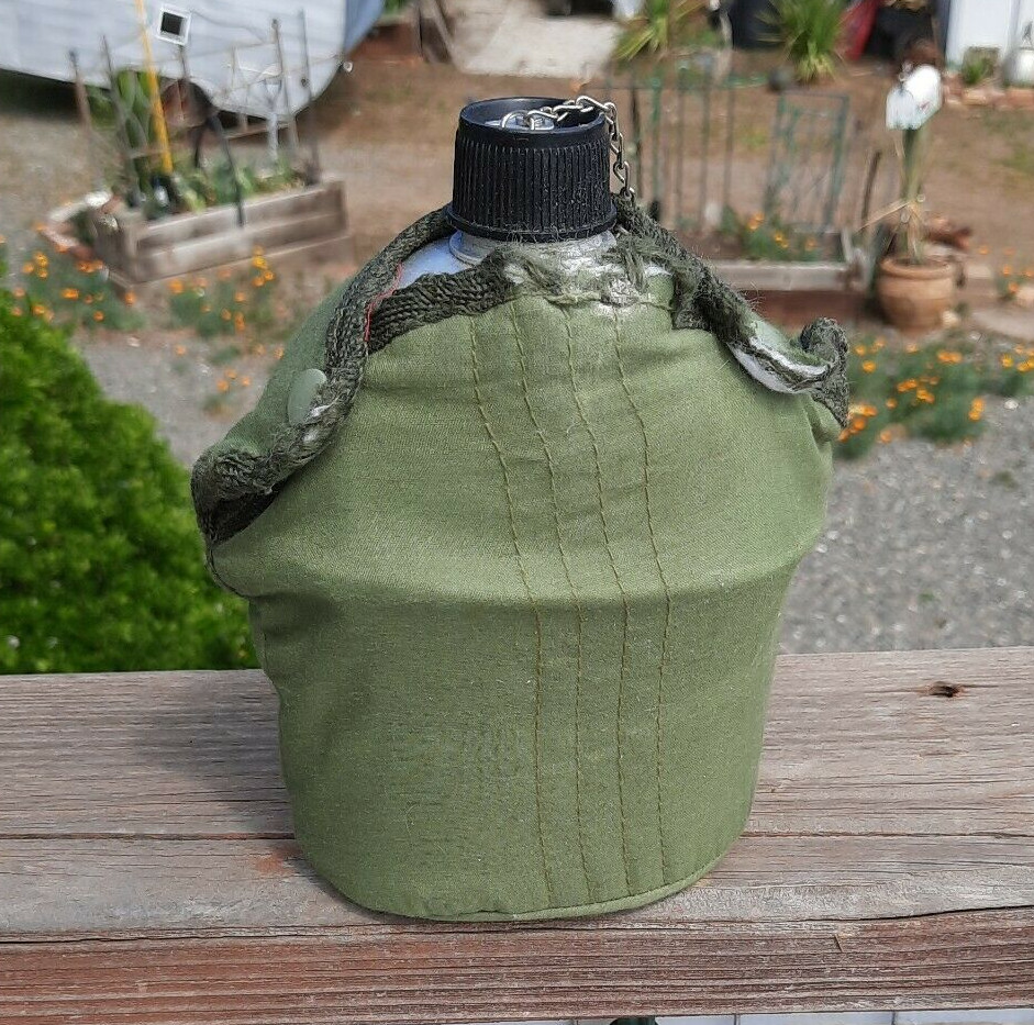 vtg   Canteen  & insulated cover