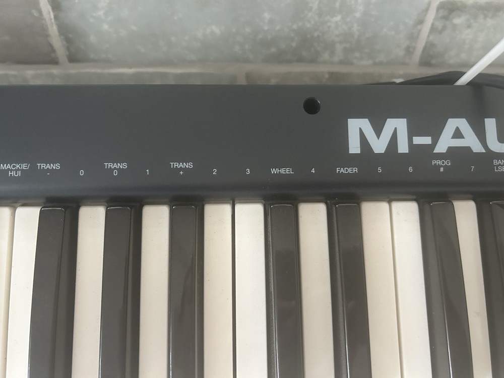 M-Audio Keystation 49 MK3 USB MIDI Controller