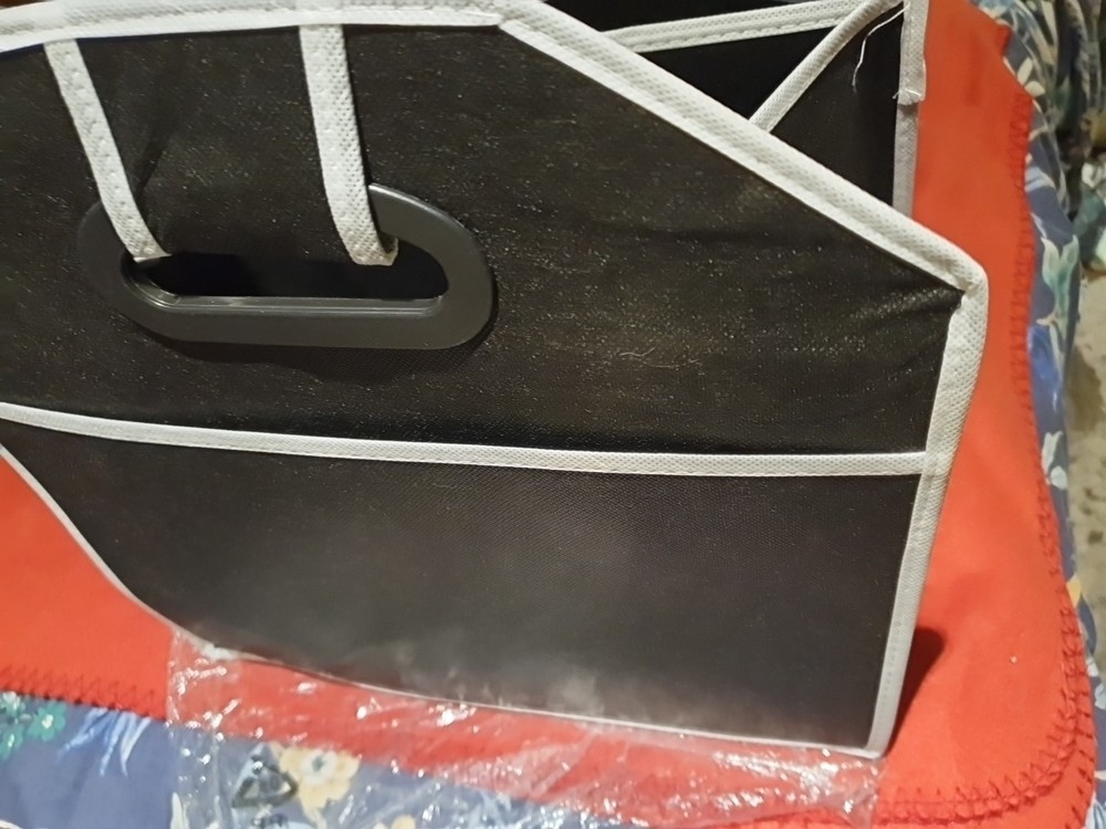 BN Foldable Car Boot Organiser - Extendable - 3 Sections, Pockets