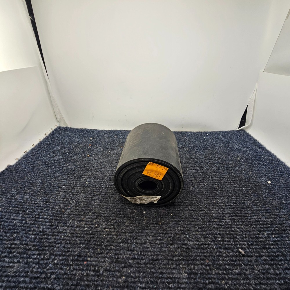 45 001: 8Ft Soft Rubber Sheet Rolls Black