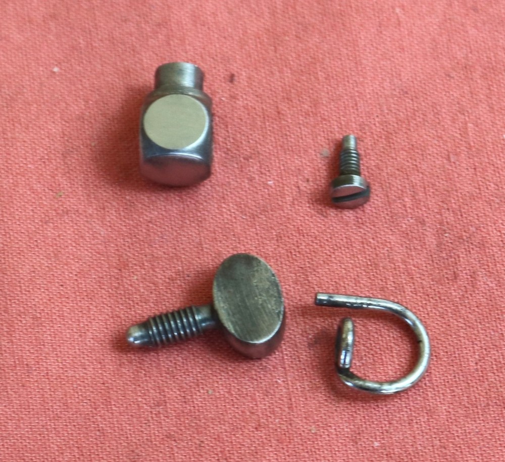 Vintage Singer 27 Needle Clamp and Thread Guide