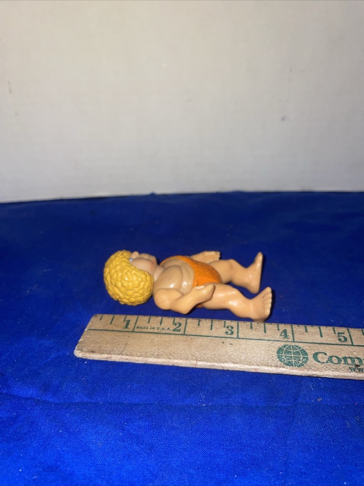 Definitely Dinosaurs 1987 Playskool caveman 3 1/4"