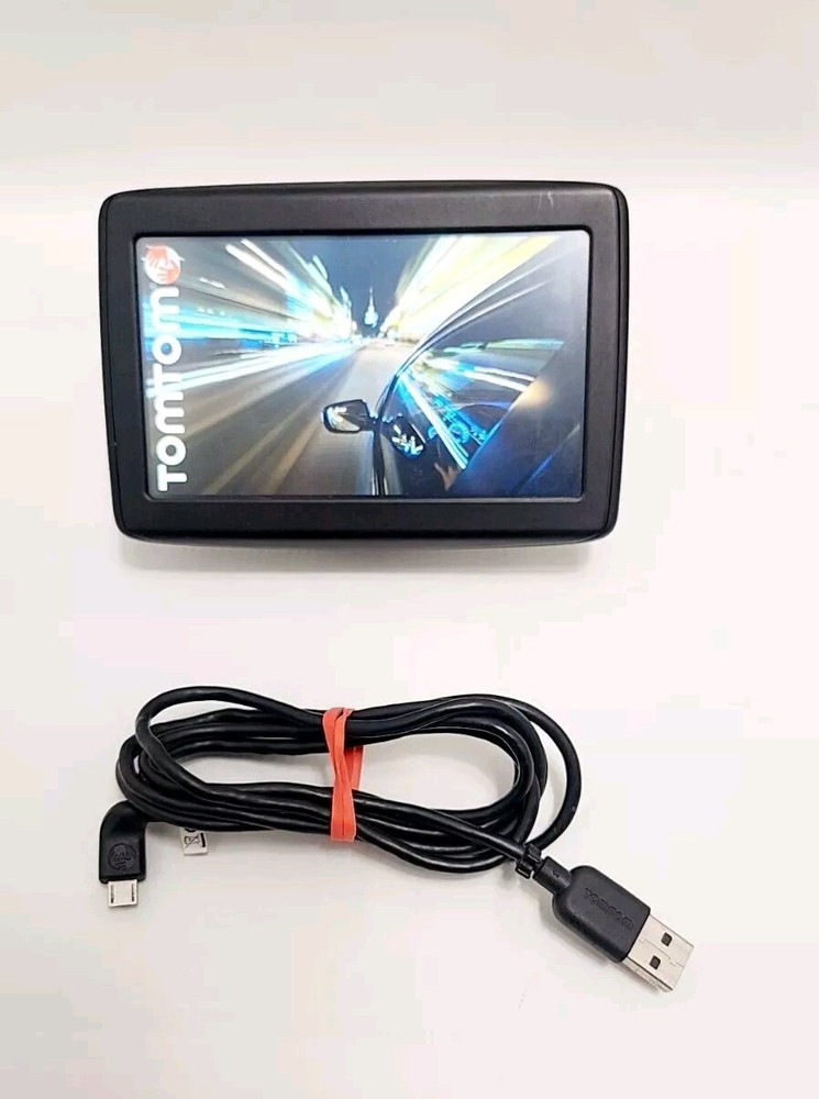 TomTom VIA Model: 4EN52  Z1230 GPS Navigation 5"