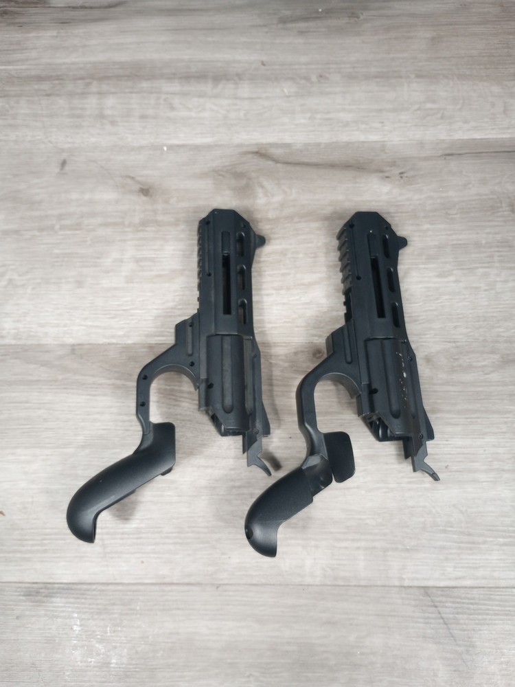 Pair Pistol Gun Grip For Oculus Quest 2 VR Headset Controllers for Shooting Game