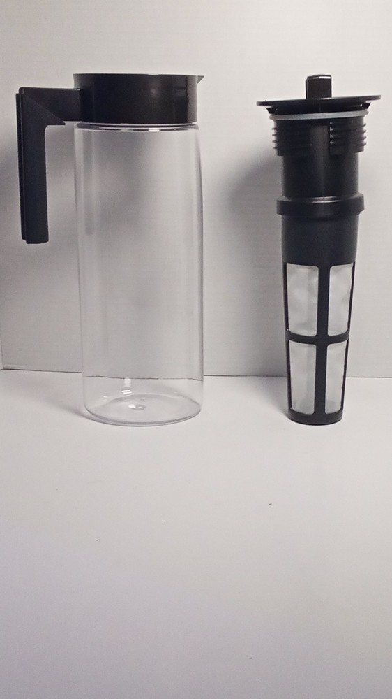 Sambuja Tea Maker Manual Black Removable Filter Basket Matte Plastic takeya